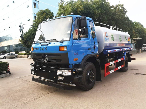 東風(fēng)145灑水車