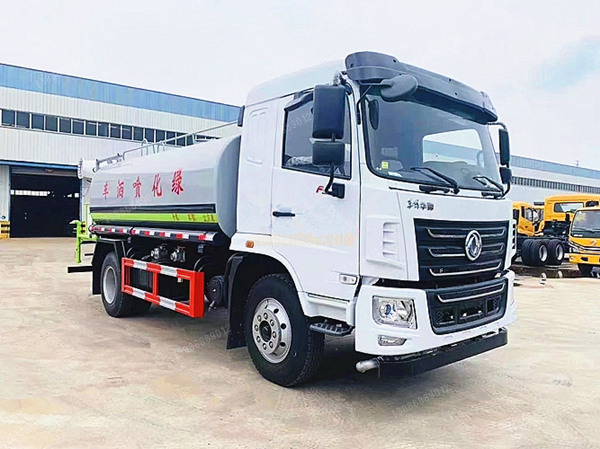 東風F5華神12噸霧炮車